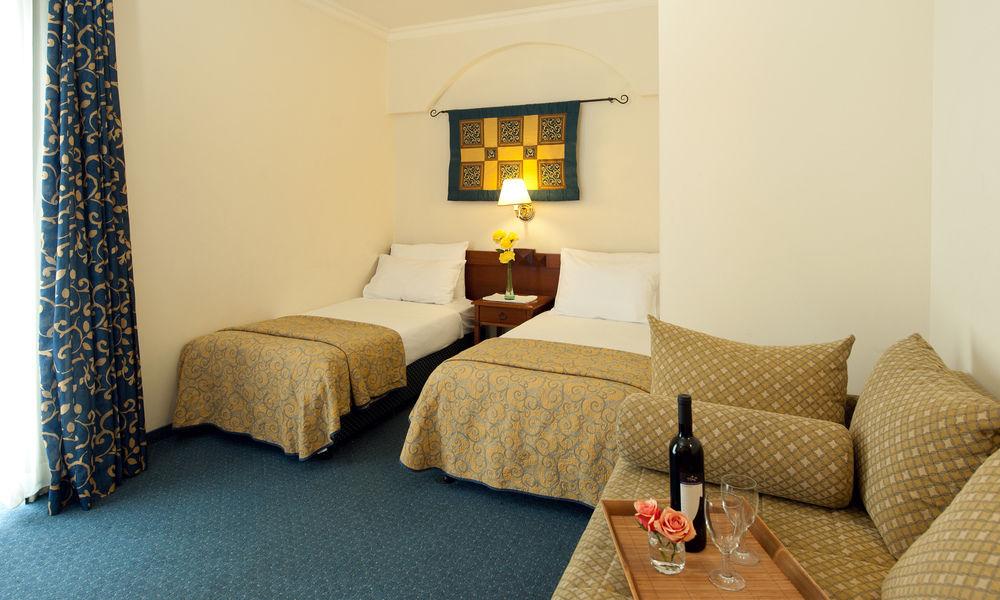 Prima Palace Hotel Gerusalemme Esterno foto